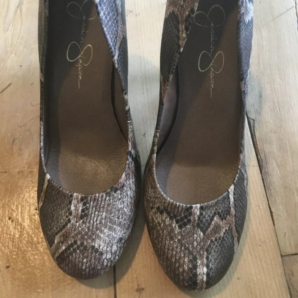 Jessica Simpson Brown Snake-Print Pumps